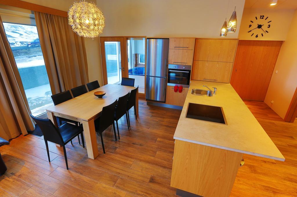 Hrimland Cottages Akureyri Ngoại thất bức ảnh