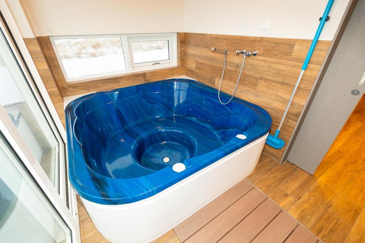 Hrimland Cottages Akureyri Ngoại thất bức ảnh