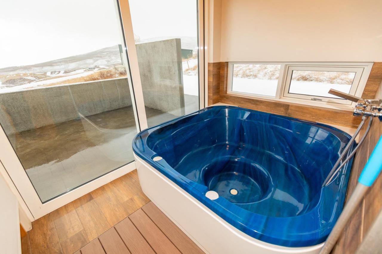 Hrimland Cottages Akureyri Ngoại thất bức ảnh